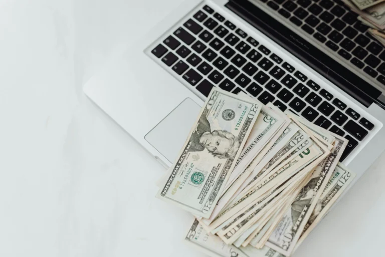 Is Fiverr Worth It? A Complete Guide to Using Fiverr for Freelance Services